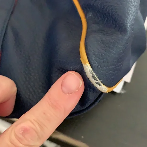 Volcom Gotta Run Shoulder Crossbody Bag/Purse - Picture 14 of 16